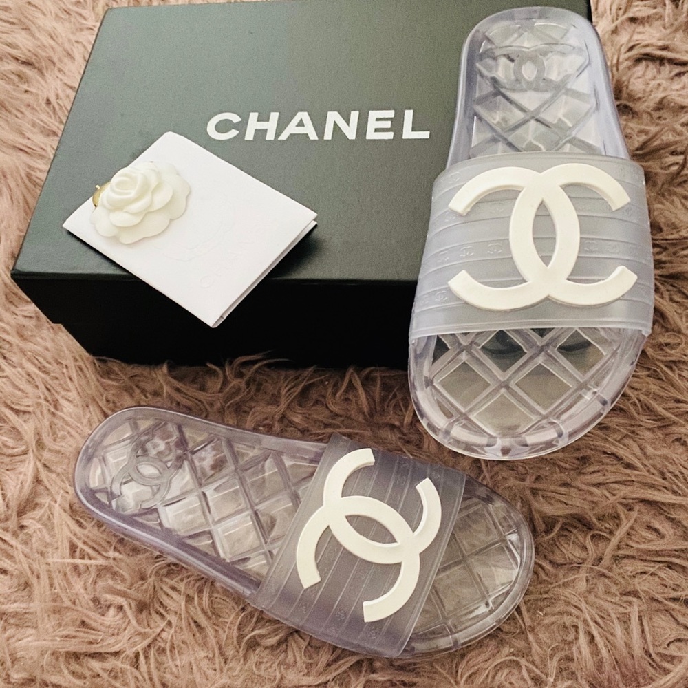 🎄Christmas Sale Chanel pool slides 🎁